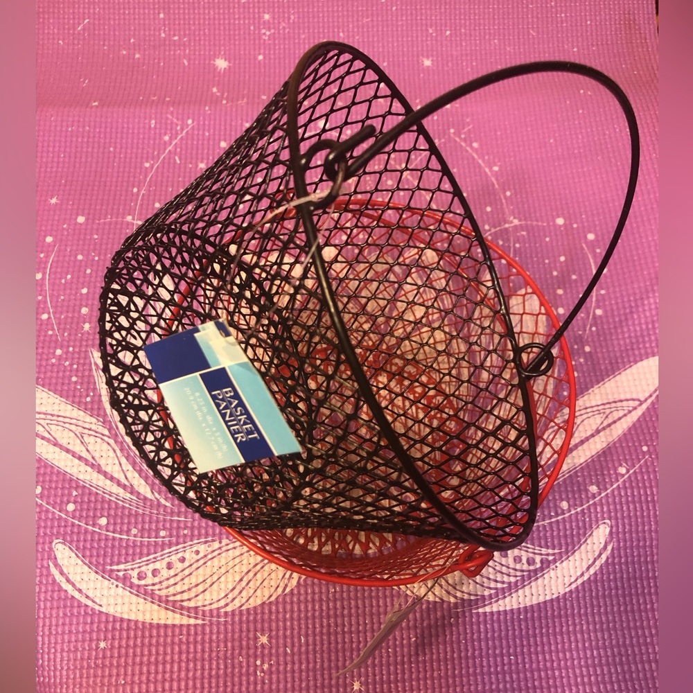 2 round baskets - Picture 2 of 3